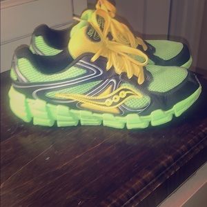 Saucony Sneakers